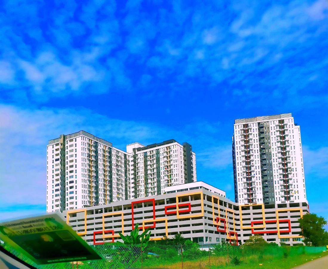 Homestay Semenyih 3 Bedroom Apartment By Kasyaf Eksteriør bilde