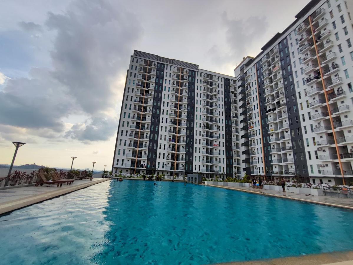 Homestay Semenyih 3 Bedroom Apartment By Kasyaf Eksteriør bilde