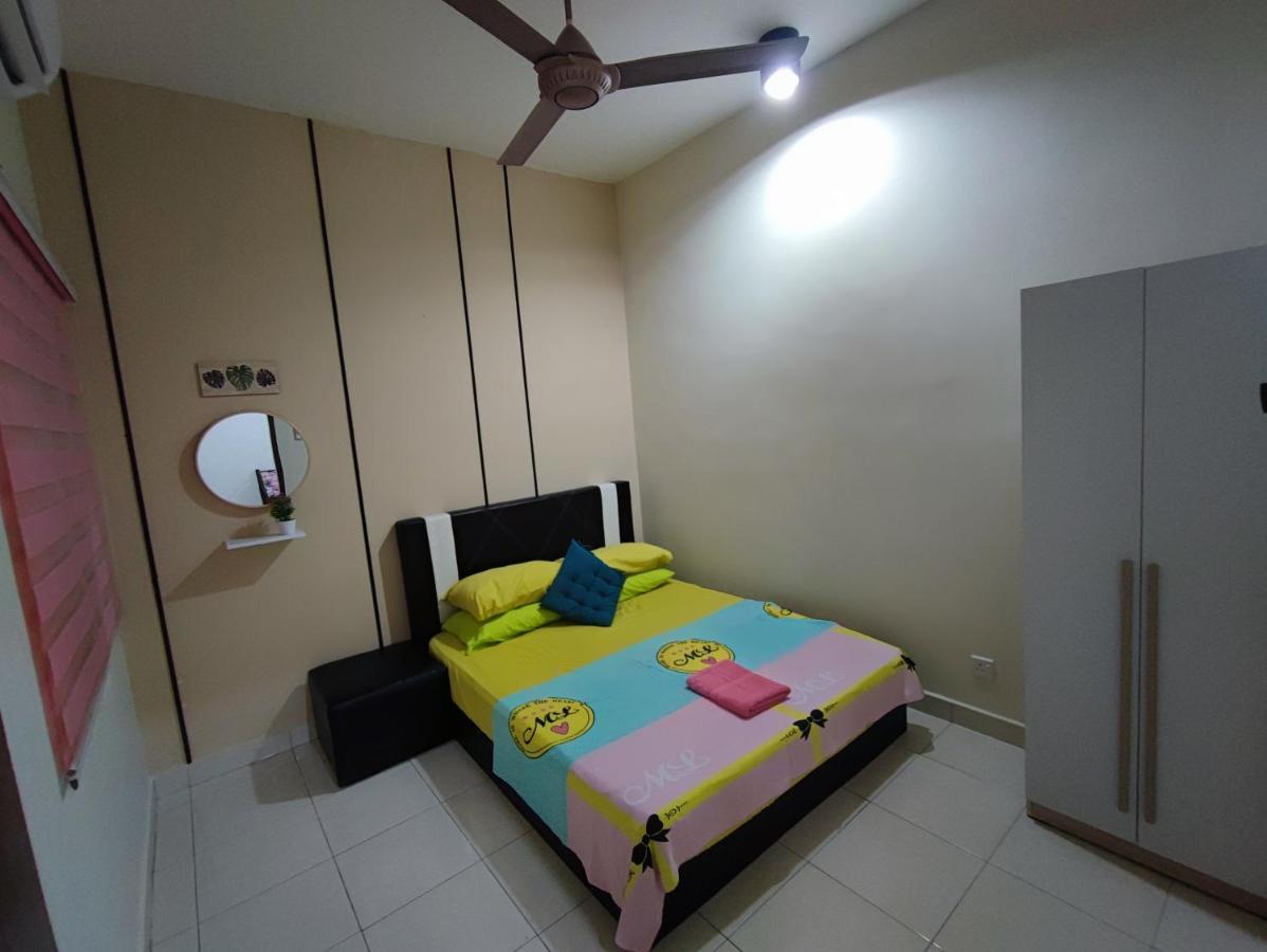 Homestay Semenyih 3 Bedroom Apartment By Kasyaf Eksteriør bilde