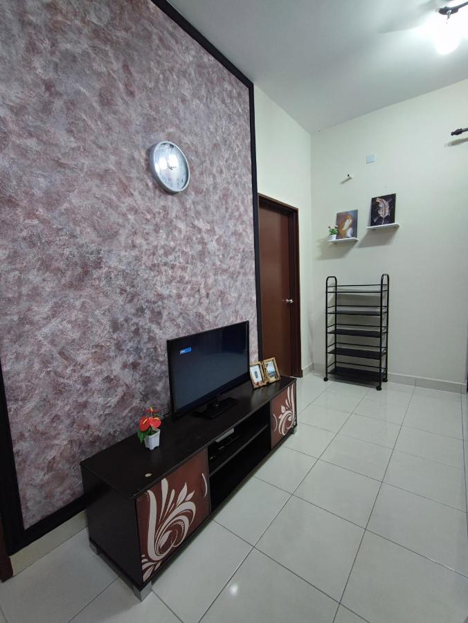 Homestay Semenyih 3 Bedroom Apartment By Kasyaf Eksteriør bilde