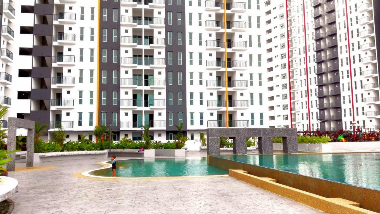 Homestay Semenyih 3 Bedroom Apartment By Kasyaf Eksteriør bilde